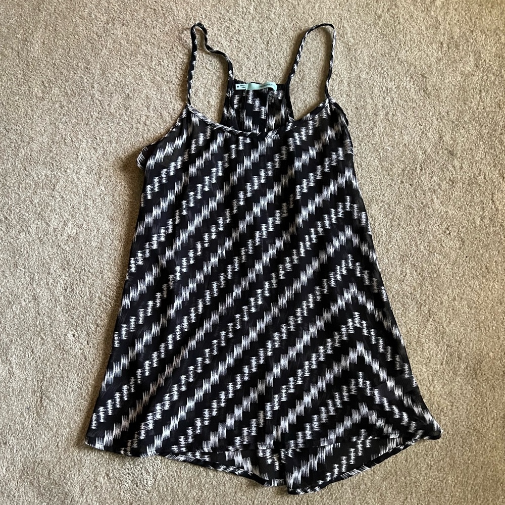 Maurices white and black tank top